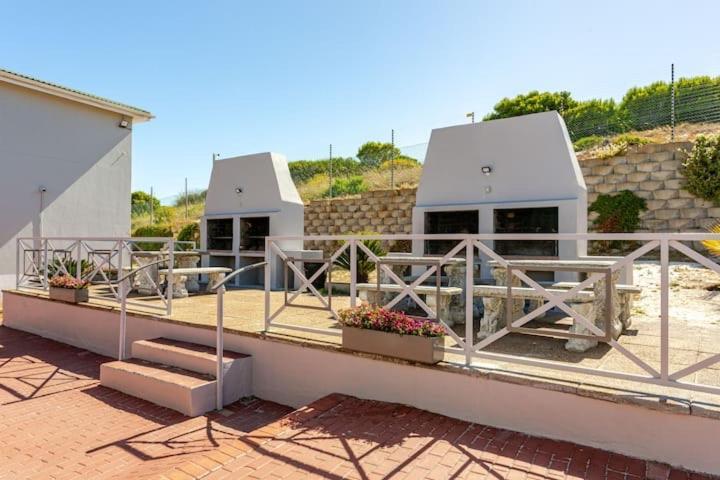 Caline-v Luxury Front Flat * Cape Town