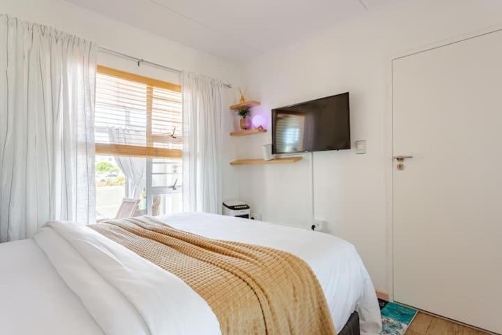 Apartment Caline-v Luxury Front Flat *