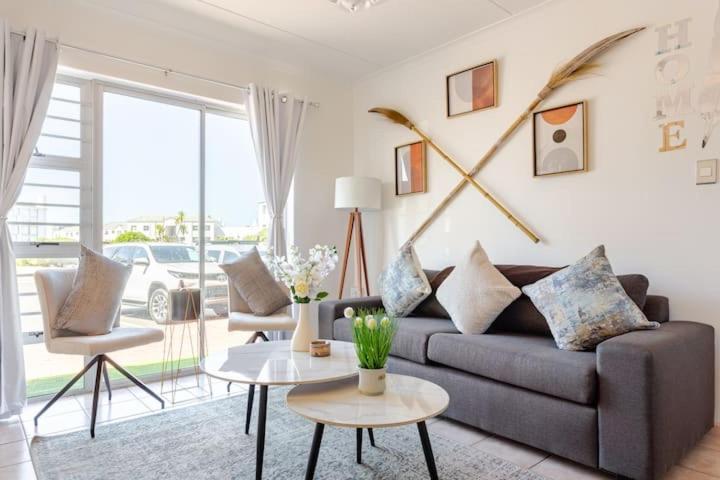 Apartment Caline-v Luxury Front Flat *