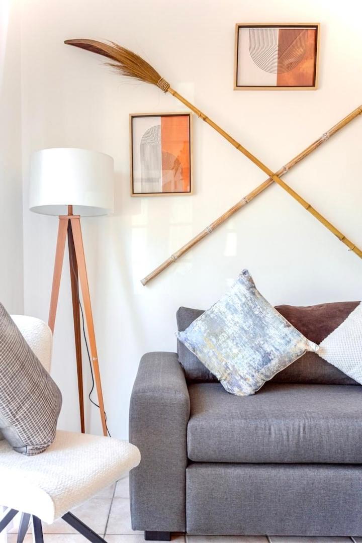 Apartment Caline-v Luxury Front Flat Cape Town